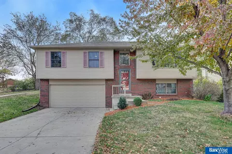 1825 Fairfield St, Lincoln, NE 68521