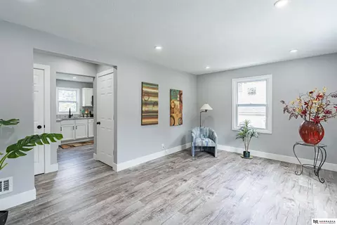 6124 Spencer St, Omaha, NE 68104