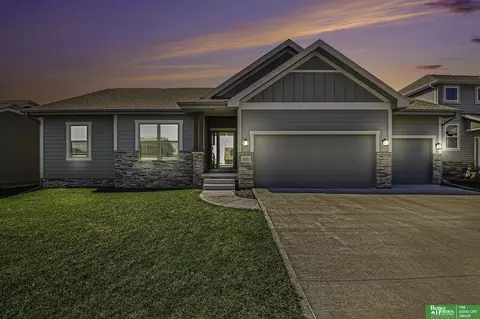 4920 N 205th St, Omaha, NE 68022