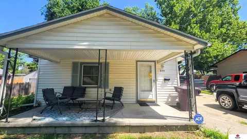 640 S 55th St, Lincoln, NE 68510