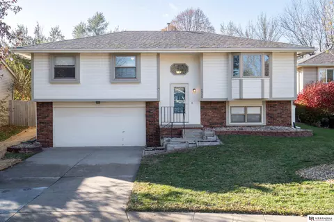 4954 S 167th Ave, Omaha, NE 68135
