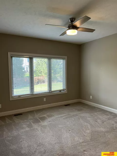 14510 Read St, Bennington, NE 68007 photo 10