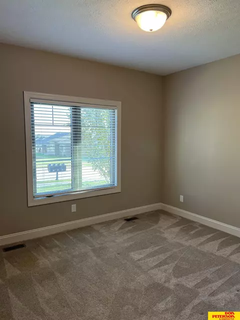 14510 Read St, Bennington, NE 68007 photo 14