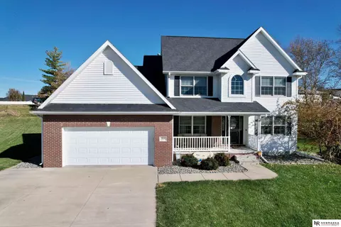 5710 Caymus Ct, Lincoln, NE 68526