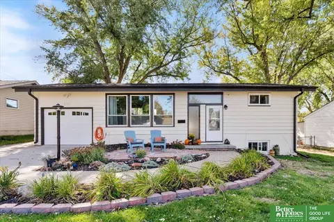 7701 Hamilton St, Omaha, NE 68114