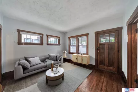 2811 South St, Lincoln, NE 68502