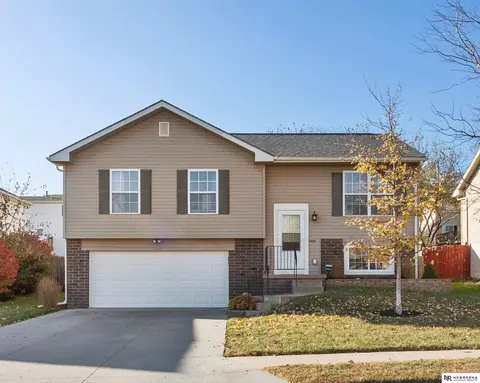 14416 S 28th St, Bellevue, NE 68123
