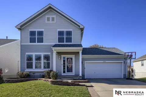 7828 N 154th St, Bennington, NE 68007