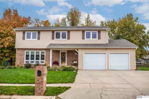 912 P St, David City, NE 68632