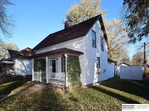 228 W Maple St, Dwight, NE 68635 photo 3