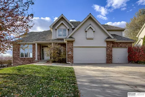 3308 N 161 Ter, Omaha, NE 68116