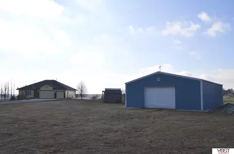 2411 Heartland Dr, Murray, NE 68409