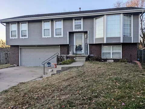 13202 S 35th Ave, Bellevue, NE 68123