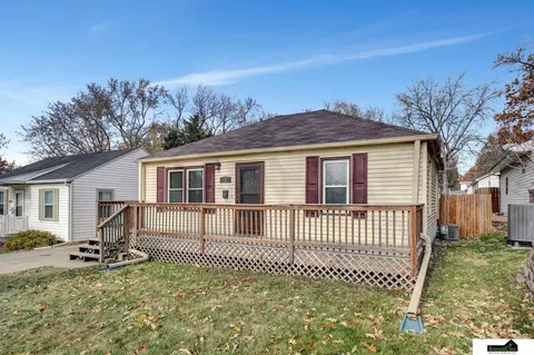 4130 F St, Lincoln, NE 68510