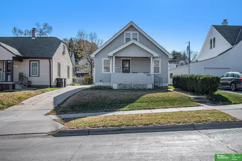 5031 Maple St, Omaha, NE 68104