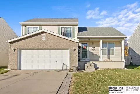 7508 N 108th St, Omaha, NE 68142