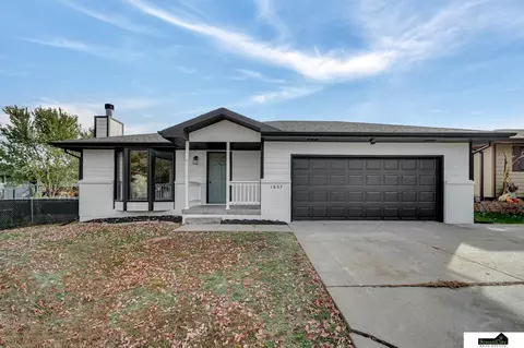 1637 W Mulberry St, Lincoln, NE 68522
