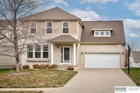 19002 Hansen St, Omaha, NE 68130