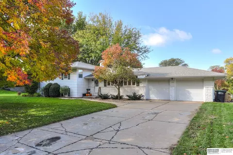 4614 N 79 St, Omaha, NE 68134