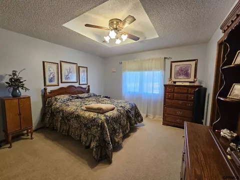 1314 Crest View Ave, Beatrice, NE 68310 photo 14