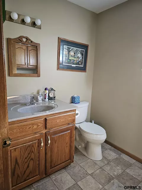 1314 Crest View Ave, Beatrice, NE 68310 photo 7