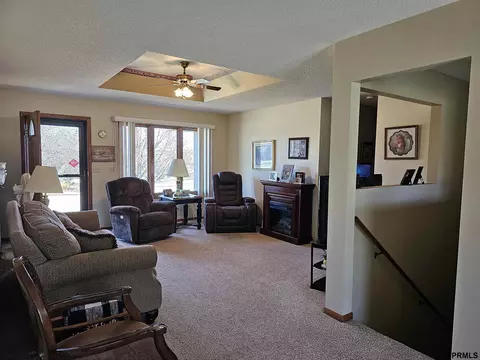 1314 Crest View Ave, Beatrice, NE 68310 photo 10