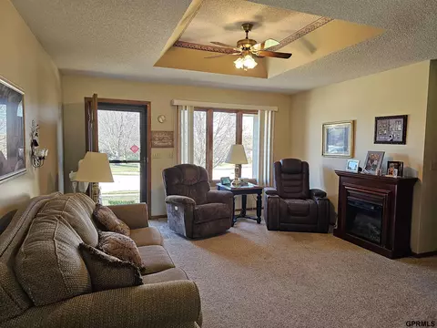 1314 Crest View Ave, Beatrice, NE 68310 photo 12