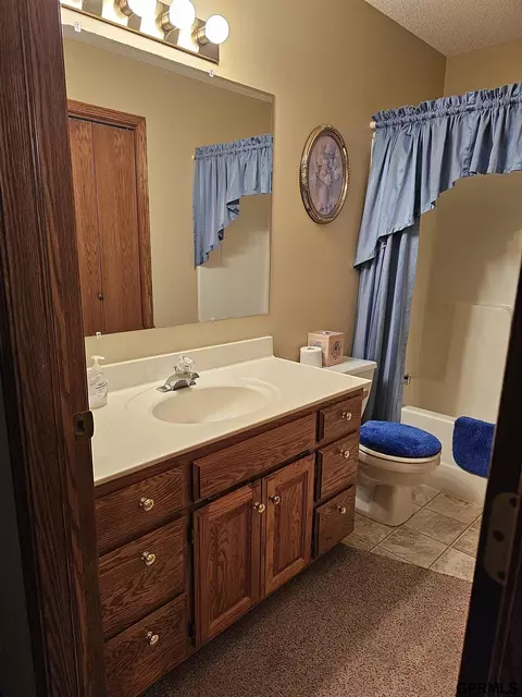 1314 Crest View Ave, Beatrice, NE 68310 photo 13