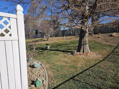 1314 Crest View Ave, Beatrice, NE 68310 photo 34