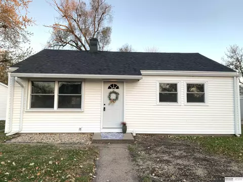 2118 Elm St, Fremont, NE 68025