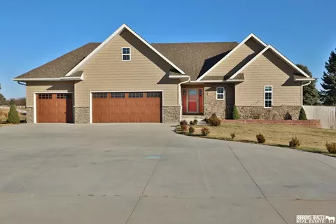 110 W 18 St, Syracuse, NE 68446