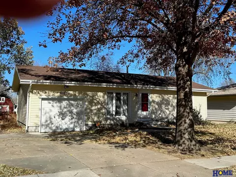 2130 W Sumner St, Lincoln, NE 68522