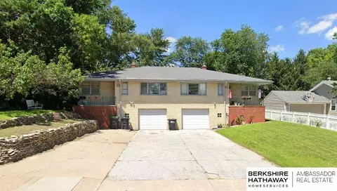 6144 6146 Western Ave, Omaha, NE 68132