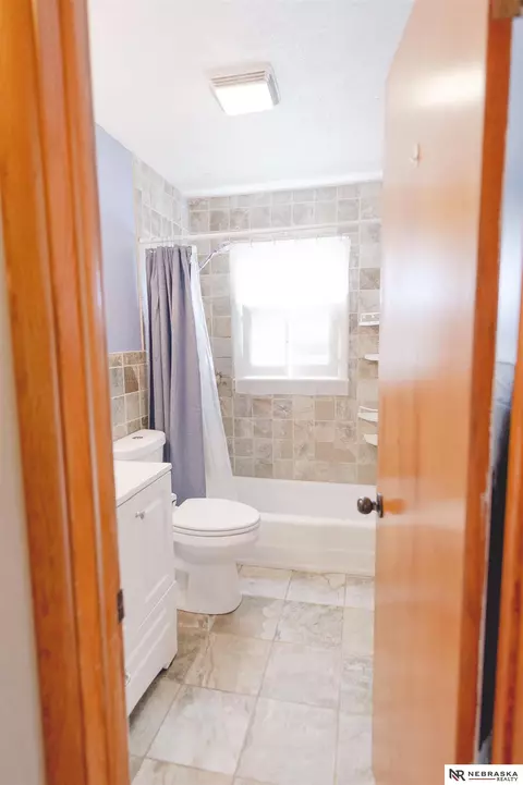 1801 High St, Beatrice, NE 68310 photo 14