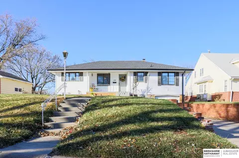 2150 S 49 Ave, Omaha, NE 68106