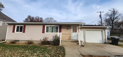 519 2 St, Dodge, NE 68633