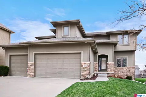 18720 Marcy St, Omaha, NE 68022