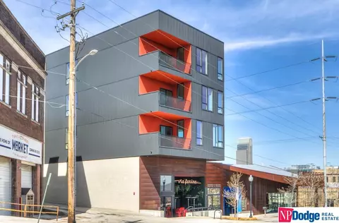 1110 S 10th St #2, Omaha, NE 68108