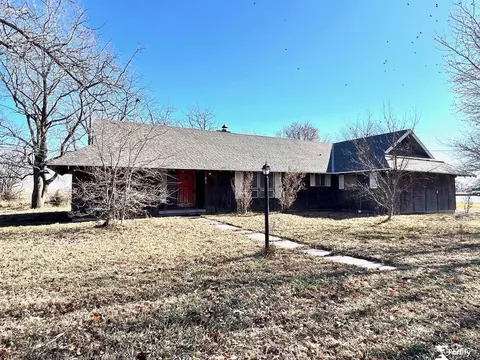 306 N East Boundary Ave, Exeter, NE 68351