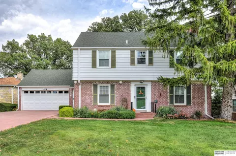 9655 N 30 St, Omaha, NE 68112