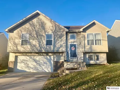 15336 Davidson St, Bennington, NE 68007