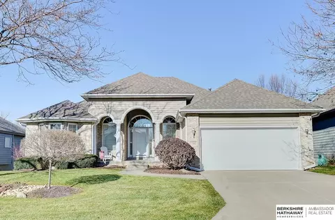 21102 Arbor Ct, Omaha, NE 68022
