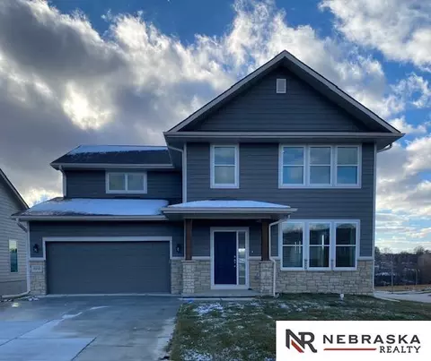 8950 S 21 St, Bellevue, NE 68147