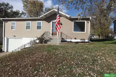 5418 N 60 Ave, Omaha, NE 68104