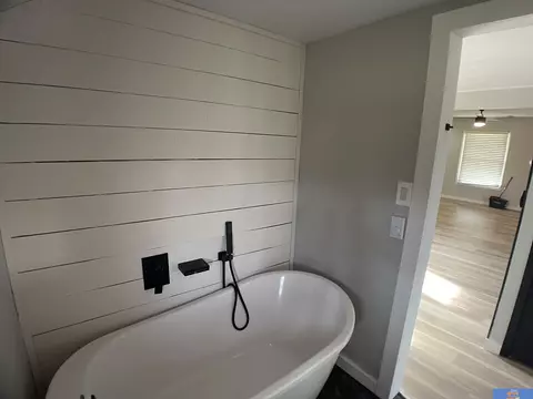 1032 Frontier Rd, Beatrice, NE 68310 photo 16