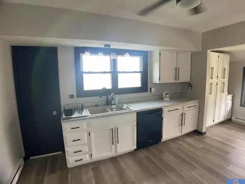 1032 Frontier Rd, Beatrice, NE 68310 photo 5