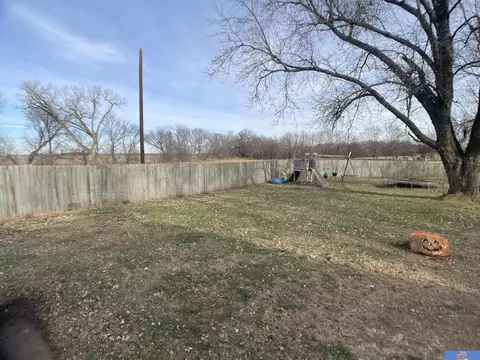 1032 Frontier Rd, Beatrice, NE 68310 photo 31