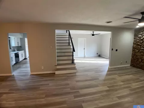 1032 Frontier Rd, Beatrice, NE 68310 photo 12