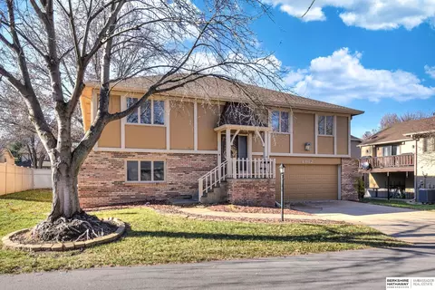 4962 S 149th Ct, Omaha, NE 68137