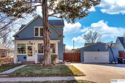 3211 Wright St, Omaha, NE 68105 photo 3